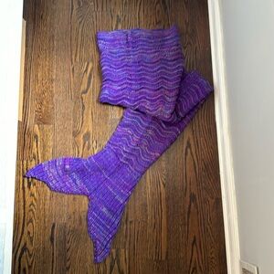 Mermaid Tail Blanket - purple crochet - adult size - open back/feet - NEW